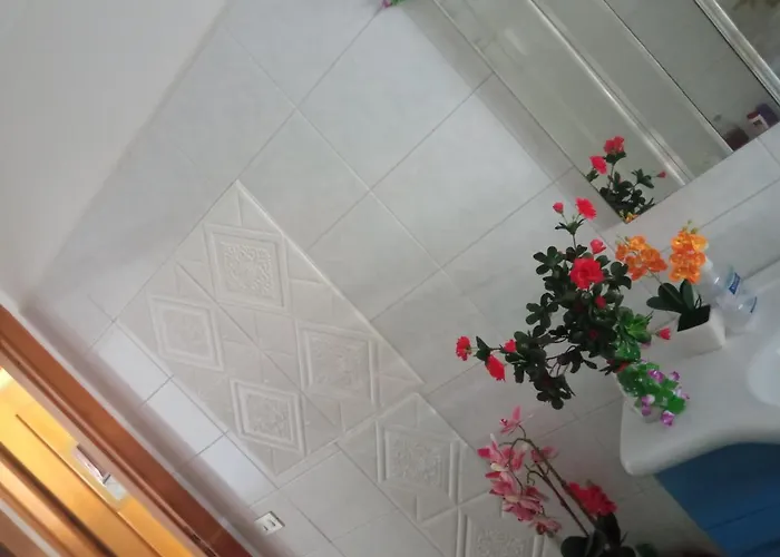 Cleopatra Couette-café *